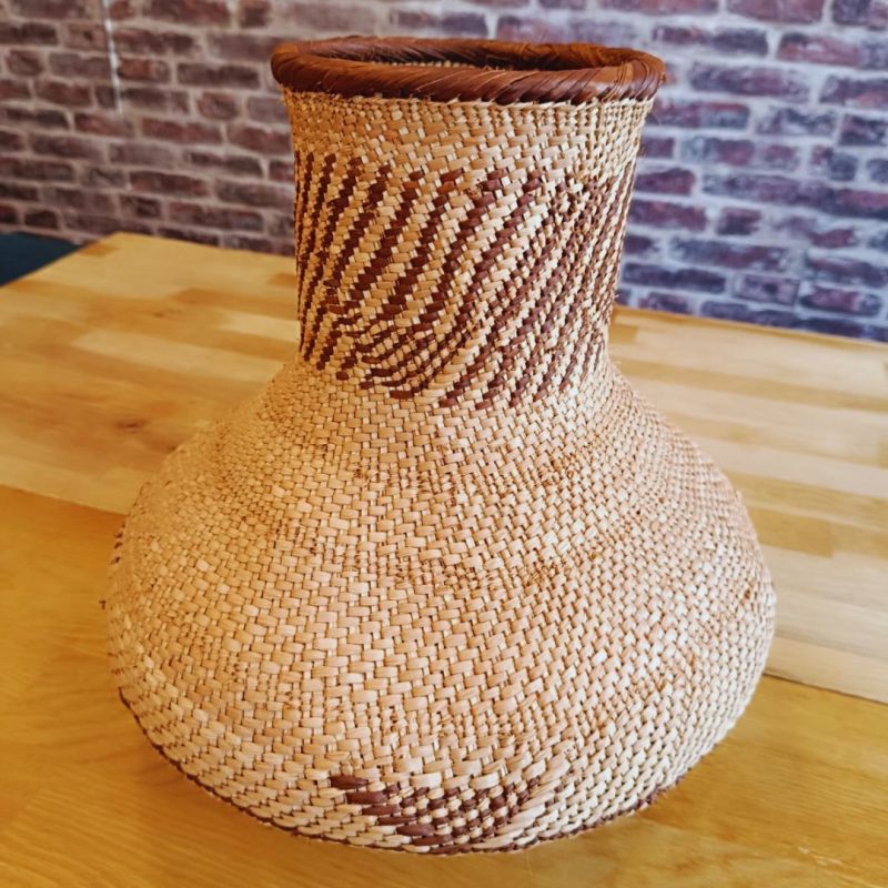 Vase Bolga